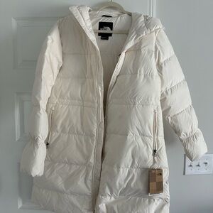 The North Face Women's White Puffer Jacket